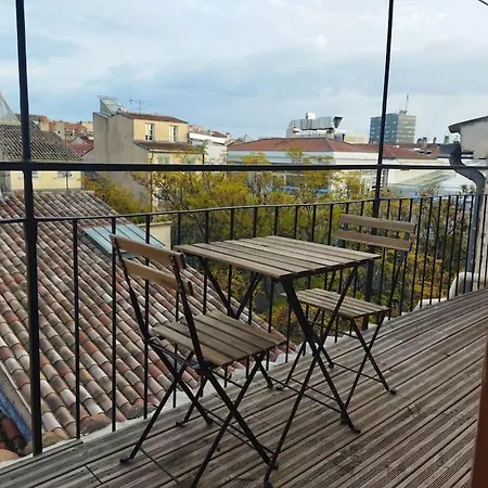 Budgetbnb 35, Sur Les Toits De Apartment Toulon